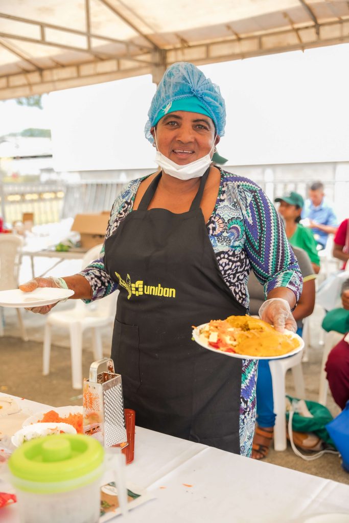 Feria de productores Uniban 2024